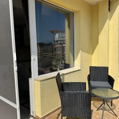 студиа осака Apartman *